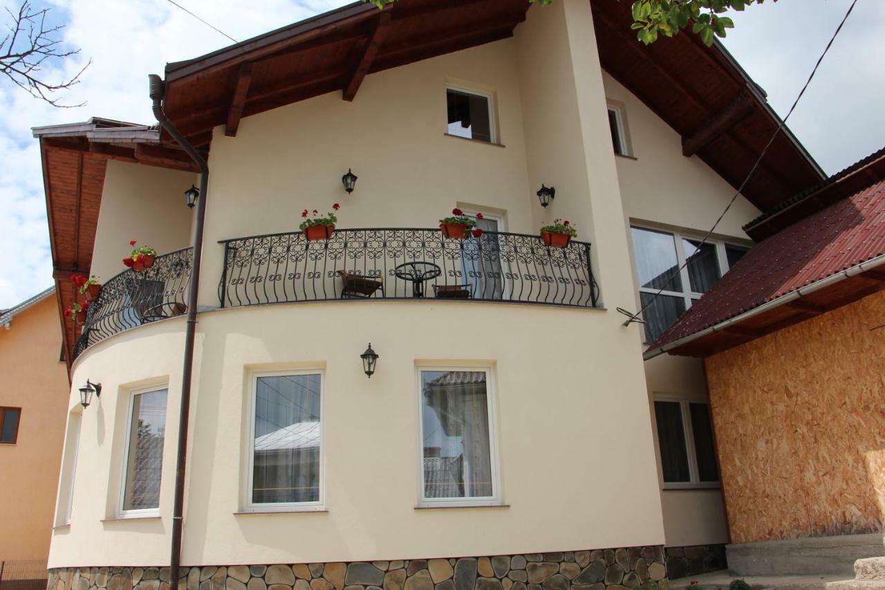 Popasul Calatorului Hotel Moisei Exterior photo